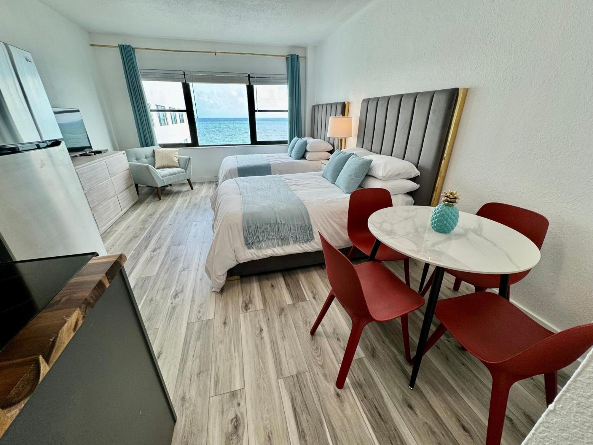 Directly On The Beach With Pool & Ocean View Miami Beach Esterno foto